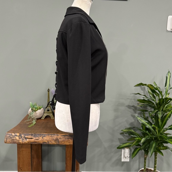 HAVE Jacket with Back Tie Up - Picture 4 of 12